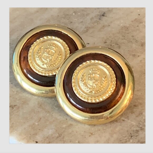 Vintage Liz Claiborne Pierce Gold Tone Tortoise Statement Crest Lucite Earrings - Picture 5 of 6